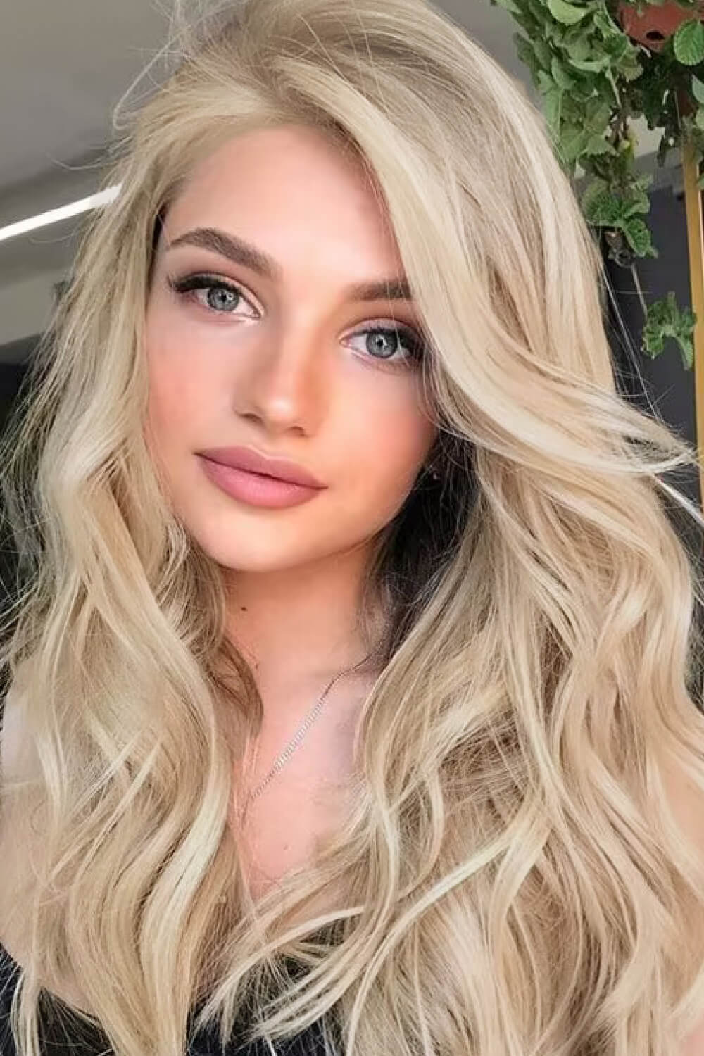 13*2" Lace Front Wigs Synthetic Long Wave 25" 150% Density Blond