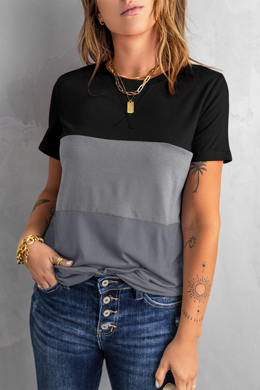 Color Block Side Slit Round Neck T-Shirt