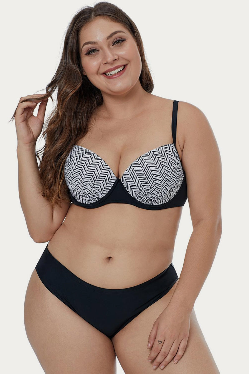 Waves Print Plus Size Bikini Set wave print top and black bottoms